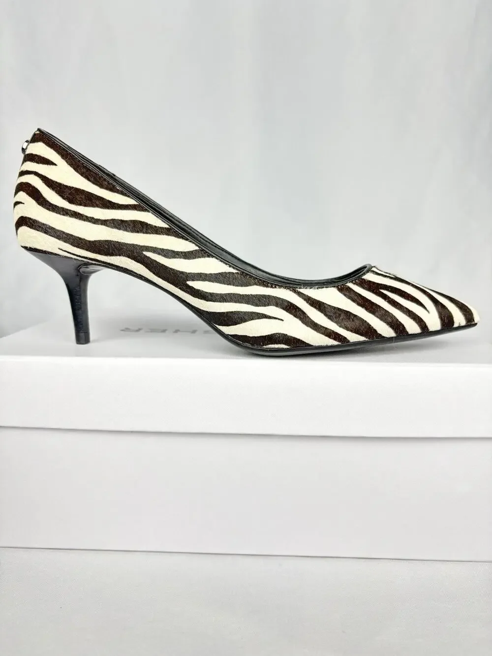 MICHAEL Michael Kors Zebra Calf Hair Kitten Heel Pumps Pointed Toe Women’s 6.5